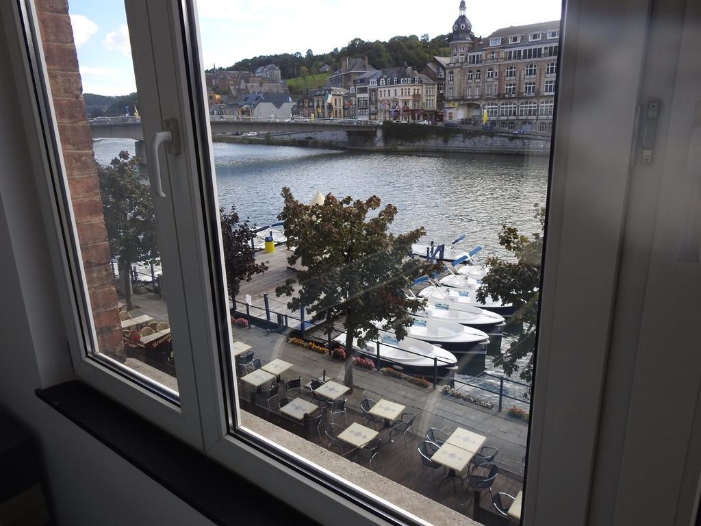 Hotel Les Voisins De Mr Sax Dinant Zimmer foto